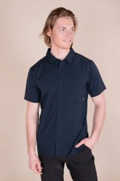 Chemise De Golf Chlorophylle Pour Hommes - GASPÉ -Go Sport Boutique chloro chemise gaspe mc marine 016792 111 04