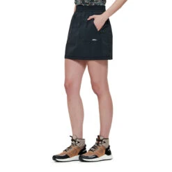 Jupe Short Pour Femmes Chlorophylle - ALLYSON SKORT -Go Sport Boutique chlorophylle allyson skort noir 176970 612 01 9ca807af 4ba2 45e3 aca7 72cd295b7b63