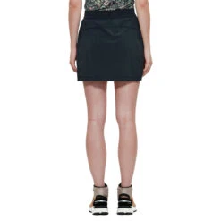 Jupe Short Pour Femmes Chlorophylle - ALLYSON SKORT -Go Sport Boutique chlorophylle allyson skort noir 176970 612 02 e6580485 28bd 450e b7aa 5dd8d5b6fe59