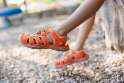 KAITOS - Sandales Sport Pour Filles - Chlorophylle 13 KAITOS - Sandales Sport Pour Filles - Chlorophylle -Go Sport Boutique chlorophylle kaitos corail 588303 867 05 37da667a b1c1 4c74 be1f b7f5fc4ede39