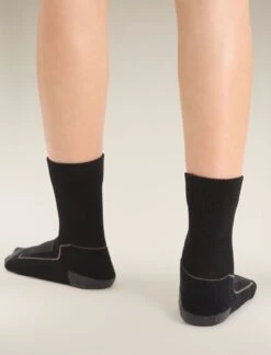 HIKE+LIGHT CREW - Bas Pour Femmes - Icebreaker -Go Sport Boutique icebreaker hike light crew noir 099975 612 01