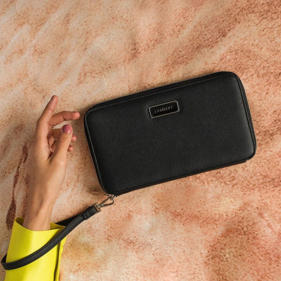 Étui à Passeport Ines - Lambert Design 4 Étui à Passeport Ines - Lambert Design – Image 2