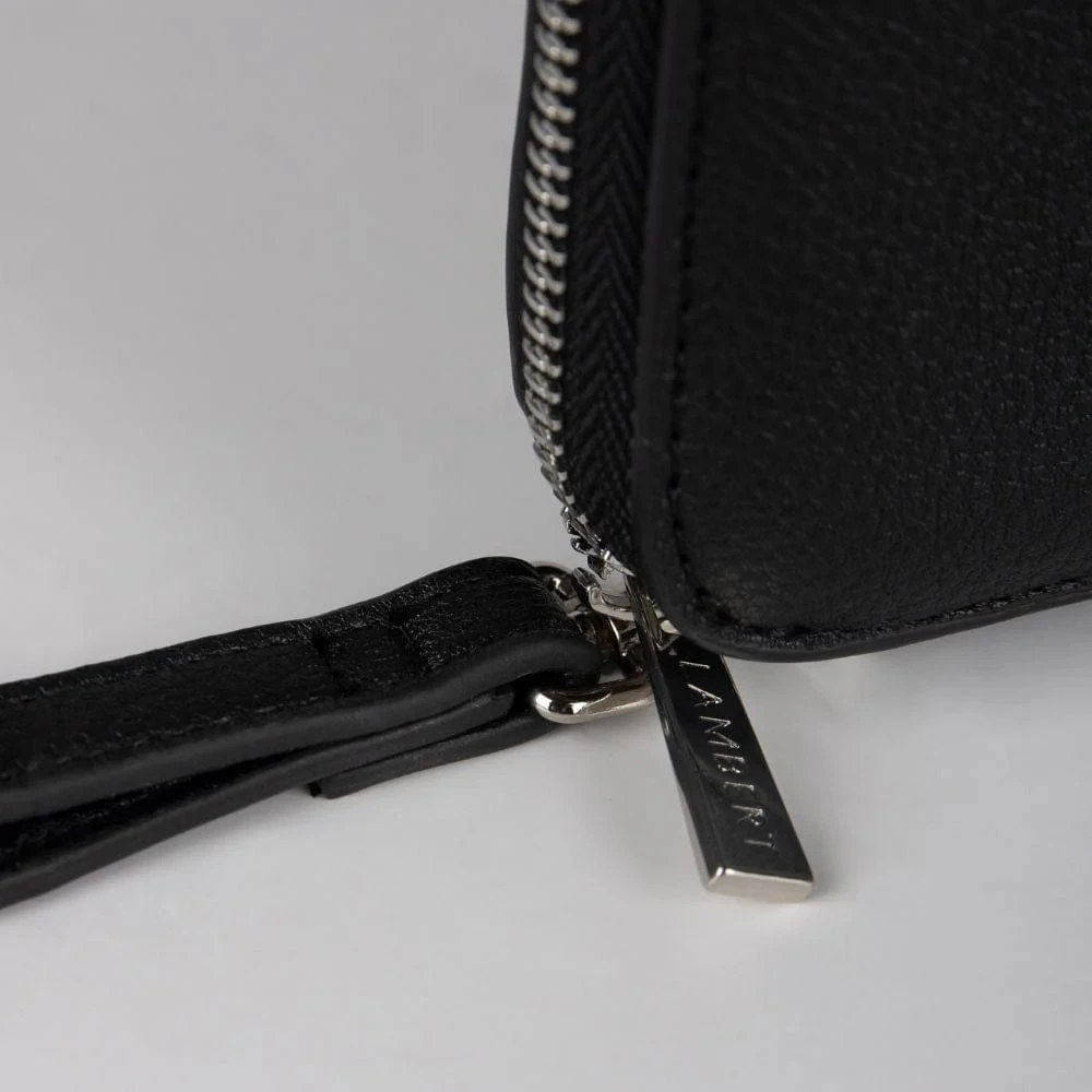 Étui à Passeport Ines - Lambert Design 7 Étui à Passeport Ines - Lambert Design – Image 5