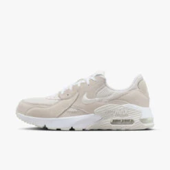 Souliers De Sport Pour Femmes Nike - AIR MAX EXCEE -Go Sport Boutique nike air max excee beige 713053 619 01