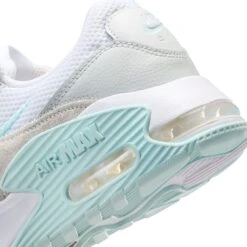 Souliers De Sport Pour Femmes Nike - AIR MAX EXCEE -Go Sport Boutique nike air max excee blanc bleu 713053 630j 4819591b 9540 4c6a b6e8 2e4cc6d164c4