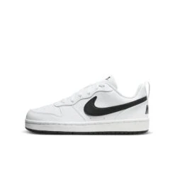 Souliers Pour Garçons Nike (Junior) - COURT BOROUGH LOW 2 17 Souliers Pour Garçons Nike (Junior) - COURT BOROUGH LOW 2 -Go Sport Boutique nike court borough low 2 blanc noir 713350 249 03