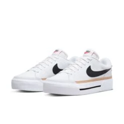 Souliers De Sport Nike Pour Femmes - COURT LEGACY LIFT 31 Souliers De Sport Nike Pour Femmes - COURT LEGACY LIFT -Go Sport Boutique nike court legacy lift blanc 713403 618 05 faf9dd15 450f 4563 bc5a e561b497d9cc