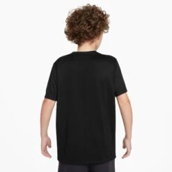 DF LGD TEE SWOOSH - T-shirt Pour Garçons (Junior) - Nike 12 DF LGD TEE SWOOSH - T-shirt Pour Garçons (Junior) - Nike -Go Sport Boutique nike df lgd tee swoosh noir 171172 212 01