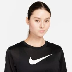 DRI-FIT T-SHIRT - T-shirt à Manches Courtes Pour Femmes - Nike -Go Sport Boutique nike dri fit t shirt noir 504975 612 02