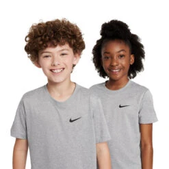 T-shirt Nike Pour Enfants (Junior) - LEGEND FZ5198 13 T-shirt Nike Pour Enfants (Junior) - LEGEND FZ5198 -Go Sport Boutique nike legend fz5198 gris 071316 210 04