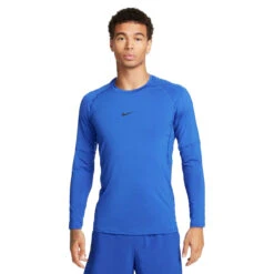 Chandail à Manches Longues Pour Hommes Nike - SLIM TOP 28 Chandail à Manches Longues Pour Hommes Nike - SLIM TOP -Go Sport Boutique nike long sleeve slim top bleu royal 174926 152