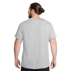 T-shirt Pour Hommes Nike - NIKE SPORTSWEAR CLUB -Go Sport Boutique nike nike sportswear club gris 171048 110 04 b5547a71 f84b 48dd b164 c355a94ac6d1