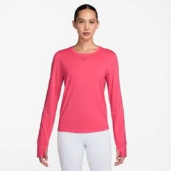 Chandail à Manches Longues Pour Femmes Nike - ONE CLASSIC 19 Chandail à Manches Longues Pour Femmes Nike - ONE CLASSIC -Go Sport Boutique nike nk one classic ls fushia 506801 615 738b00b2 1c5f 412f 81cd c9aeb91dda9b