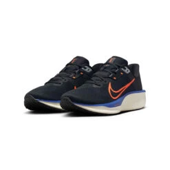 QUEST 6 - Souliers De Course Pour Hommes - Nike 9 QUEST 6 - Souliers De Course Pour Hommes - Nike -Go Sport Boutique nike quest 6 noir bleu 713455 132 02 9b3e31db 6844 4bb1 a45a 8039d0b088b2