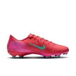 Souliers De Soccer Pour Hommes Nike - VAPOR 16 ACADEMY -Go Sport Boutique nike vapor 16 academy rouge 713503 113 01