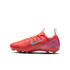 Souliers Soccer Nike Pour Enfants (Junior) - VAPOR 16 ACADEMY -Go Sport Boutique nike vapor 16 academy rouge 713503 213 02 0ff84efc f17a 4897 8aa5 c04a3ba3b87f