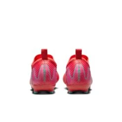 Souliers Soccer Nike Pour Enfants (Junior) - VAPOR 16 ACADEMY -Go Sport Boutique nike vapor 16 academy rouge 713503 213 06 e03dde36 56d3 4b4a 87b2 be7c56fa76e3