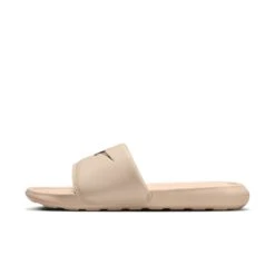 Sandales Pour Femmes Nike - VICTORI ONE -Go Sport Boutique nike victory one beige 713227 619 01