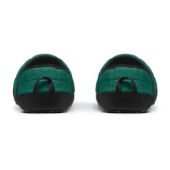 Pantoufles Pour Adultes North Face - THERMOBALL TRACTION 33 Pantoufles Pour Adultes North Face - THERMOBALL TRACTION -Go Sport Boutique north face thermoball traction vert 716261 117 02 cdf436a8 bbc3 4f39 8acb ba099bb728b0