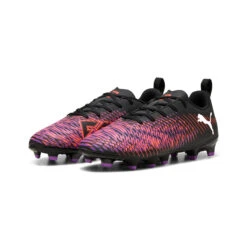 Souliers De Soccer Puma Pour Filles (Junior) - FUTURE PLAY 8 10 Souliers De Soccer Puma Pour Filles (Junior) - FUTURE PLAY 8 -Go Sport Boutique puma future play 8 noir mauve 818502 869 02 d13ee377 de83 4020 b373 71f80ed737bd