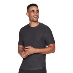 T-Shirt Pour Hommes Skechers - GO DRI ALL DAY -Go Sport Boutique skechers godri all day tee charcoal 892133 135 165dc9c4 1480 4aa4 9fa3 1c08fbfdcde3