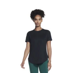T-shirt Long Pour Femmes Skechers - GODRI SWIFT TUNIC -Go Sport Boutique skechers godri swift tunic noir 892129 612 0fddd55f 624b 47f2 9df1 243ed2c8e3c3