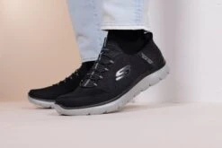 Souliers à Enfiler Pour Hommes - Skechers - SK SLIP-INS SUMMITS -Go Sport Boutique skechers sk slip ins summits noir gris 891503 172 05