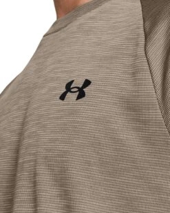 T-shirt Pour Hommes - Under Armour - GL FOUNDATION -Go Sport Boutique under armour canada gl foundation updt taupe 382915 199 01