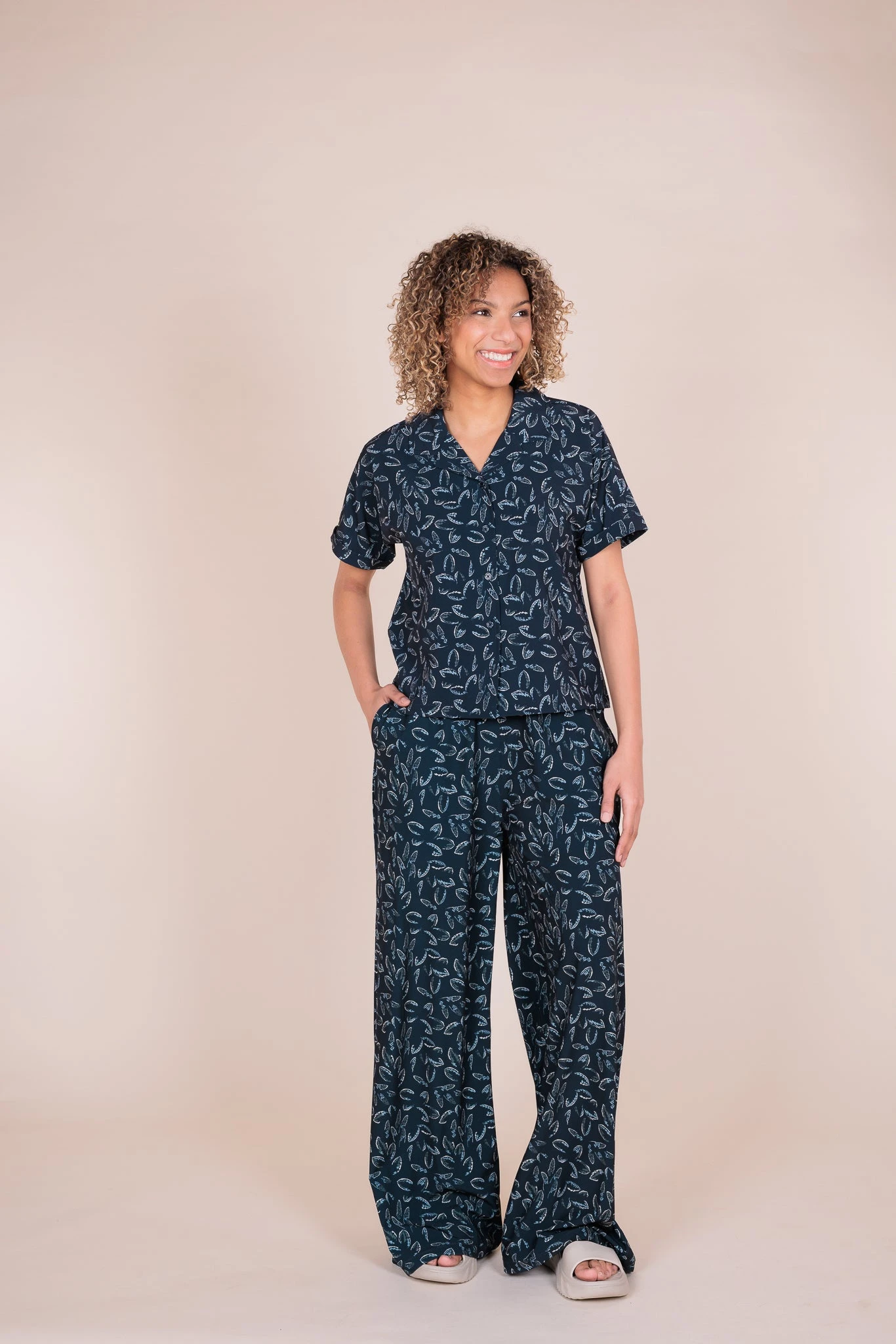 Pantalon Ample Pour Femmes Vista - MELIA SUMMER PANTS 5 Pantalon Ample Pour Femmes Vista - MELIA SUMMER PANTS – Image 3