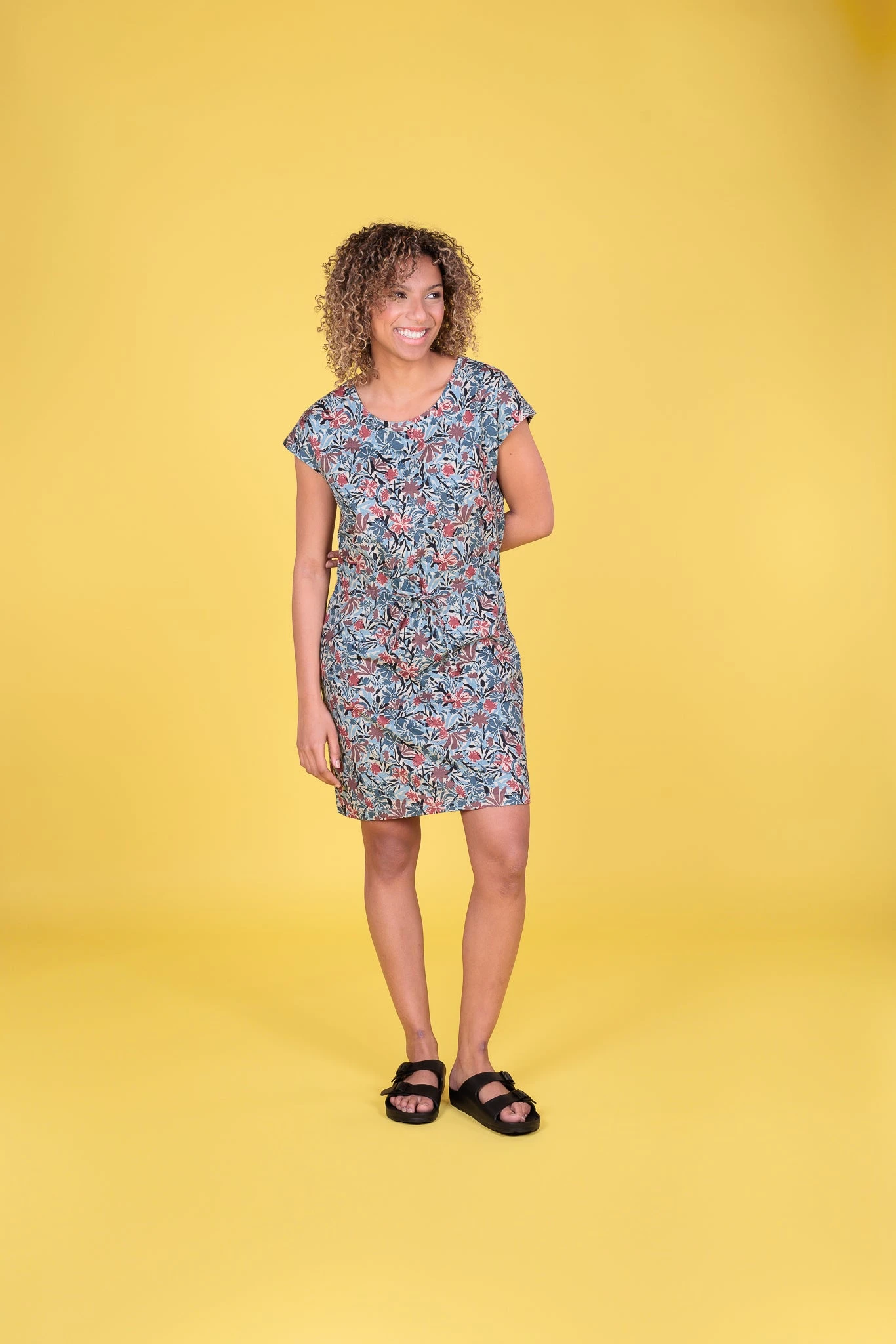 Robe Pour Femmes Vista - TIA 21 Robe Pour Femmes Vista - TIA – Image 19